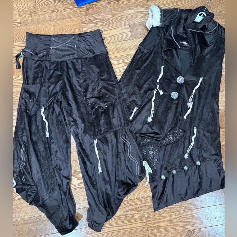 Exclusive Vintage Paris Caty Lesca “Gilet Yumae” Set